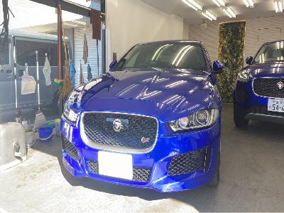 ジャガー　XE　S